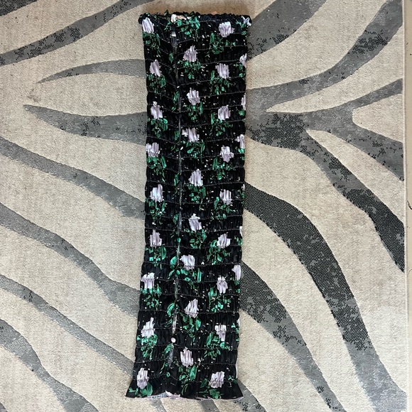 Amy Crookes Black Shirred Midi Dress - Picture 5 of 9